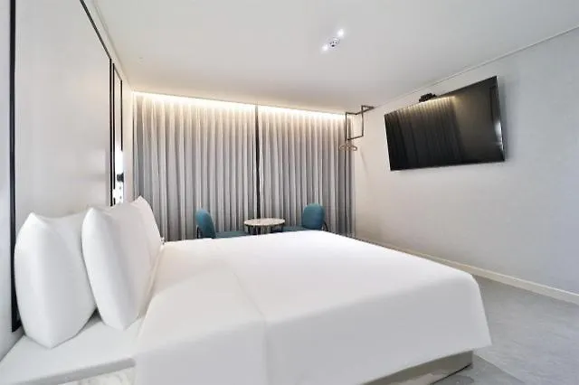 Myeongji Jade Motel
