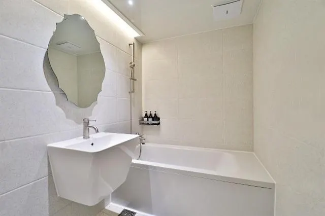 Motel Myeongji Jade Busan