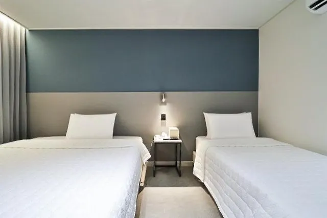Myeongji Jade Motel *
