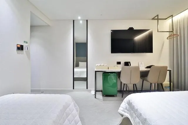 Motel Myeongji Jade