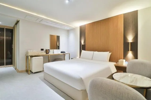 Myeongji Jade Busan
