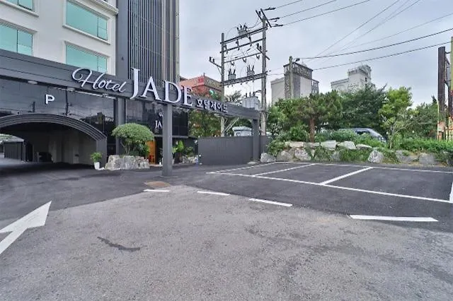 Myeongji Jade